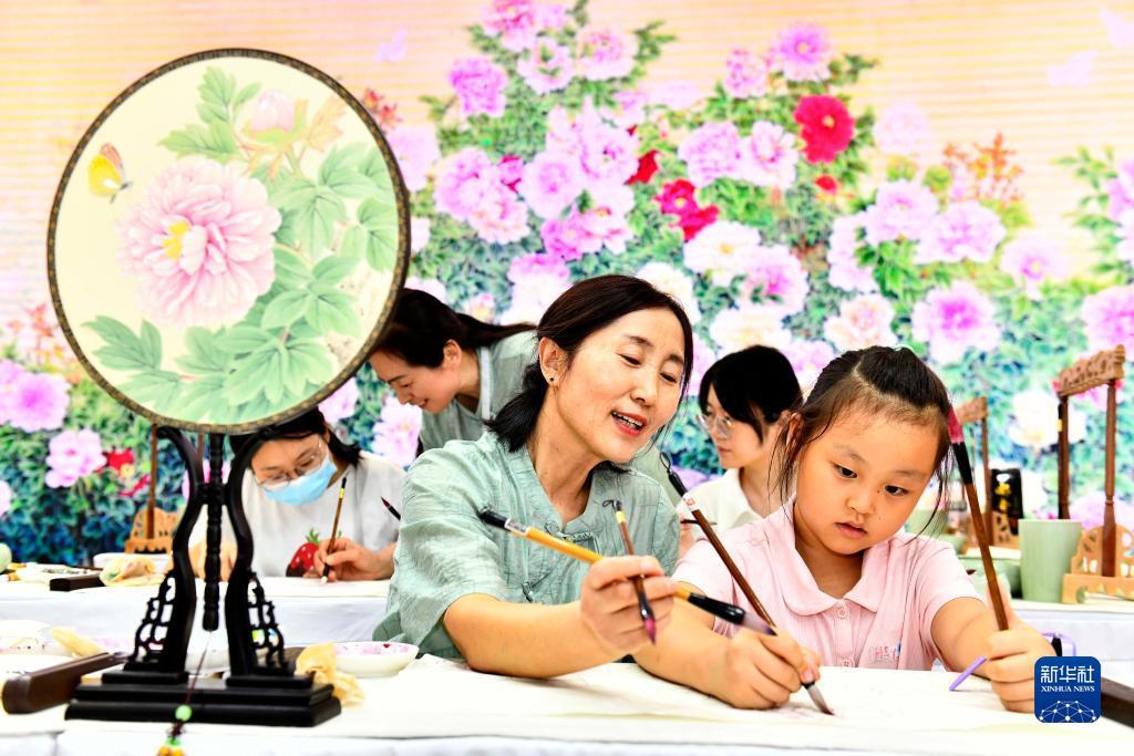 百老汇影城下载